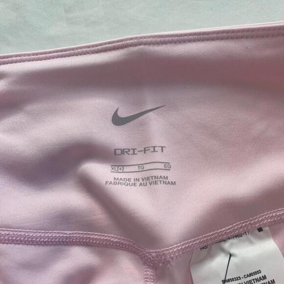 Nike mid rise bike shorts - Picture 2 of 3